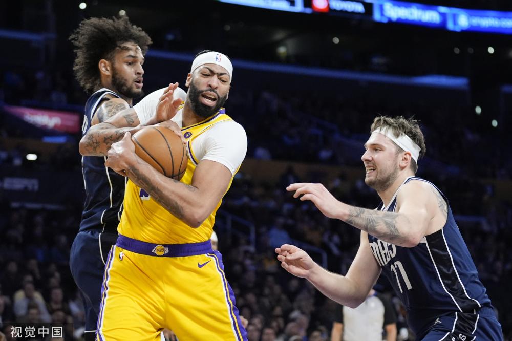 萨在关键时 萨在关键时